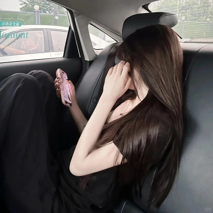 Ảnh gái xinh cute che mặt theo style Hàn