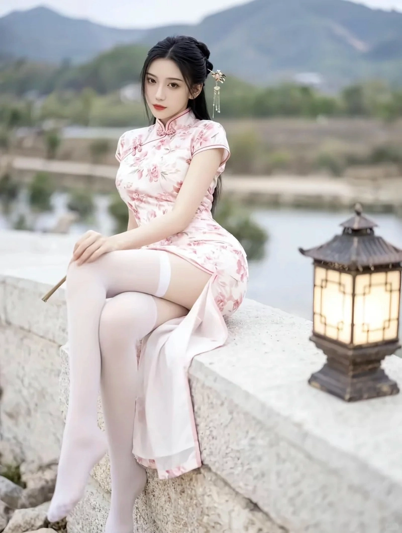 Gái xinh Trung Quốc chân dài style sexy