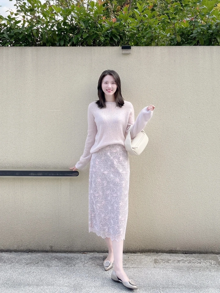 Gái xinh Việt Nam mặc pinky dễ thương