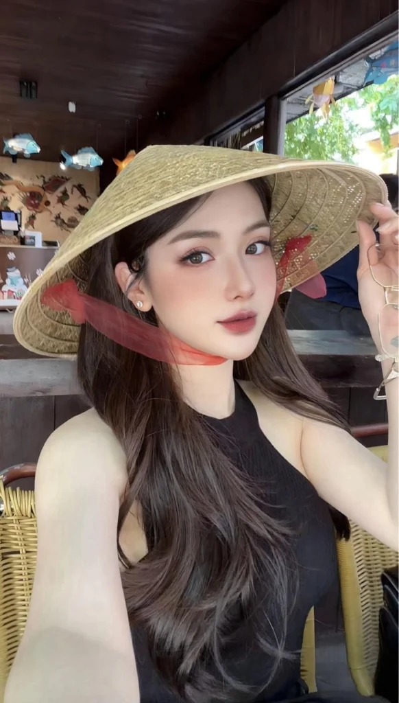 Ảnh TikTok gái xinh hot trend