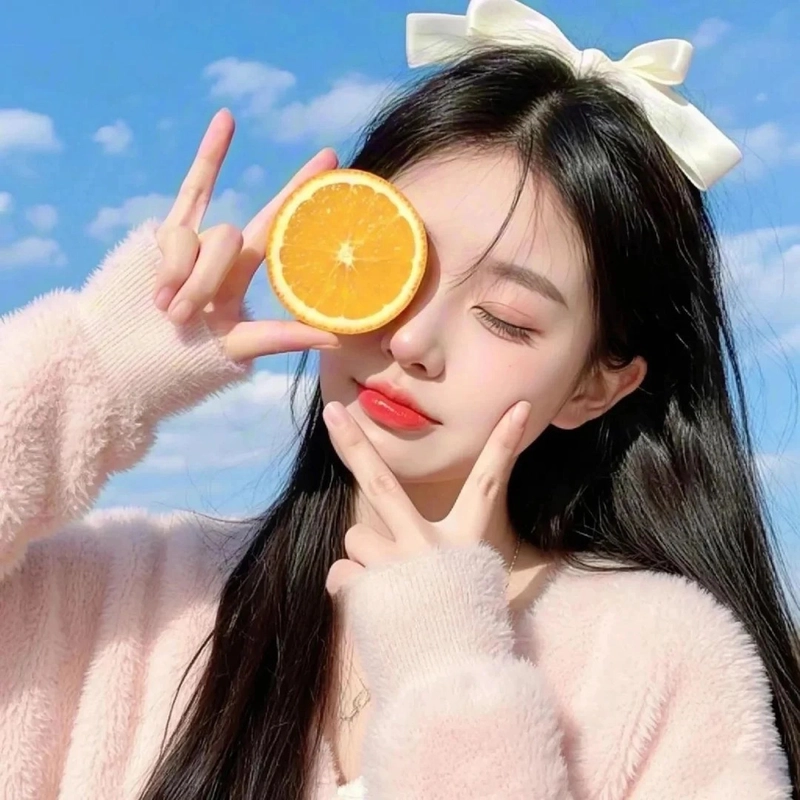 Ảnh avatar gái xinh phong cách cuốn hút