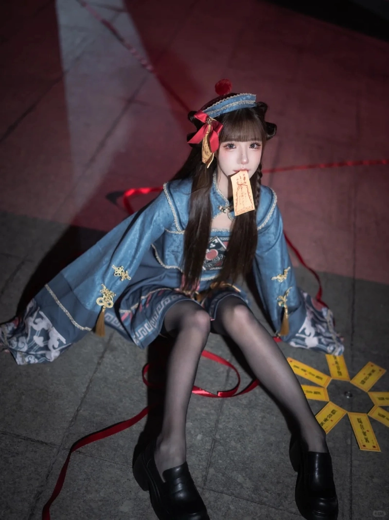 Ảnh cosplay con ma phong cách nghệ thuật