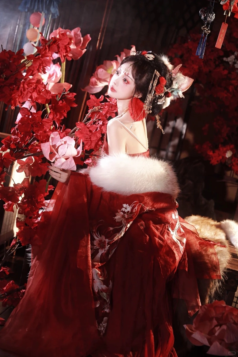 Ảnh cosplay hồ ly tinh phong cách ấn tượng