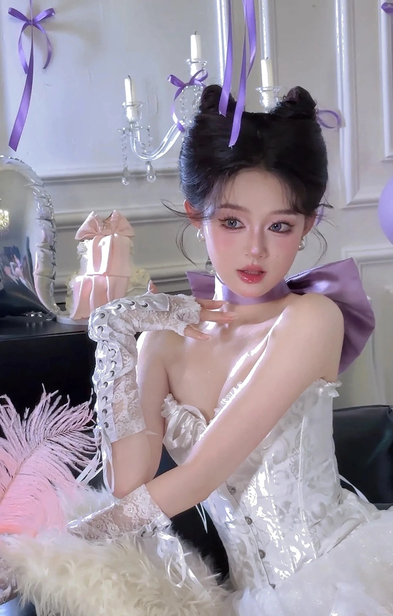 Ảnh cosplay mèo cute phong cách hiện đại