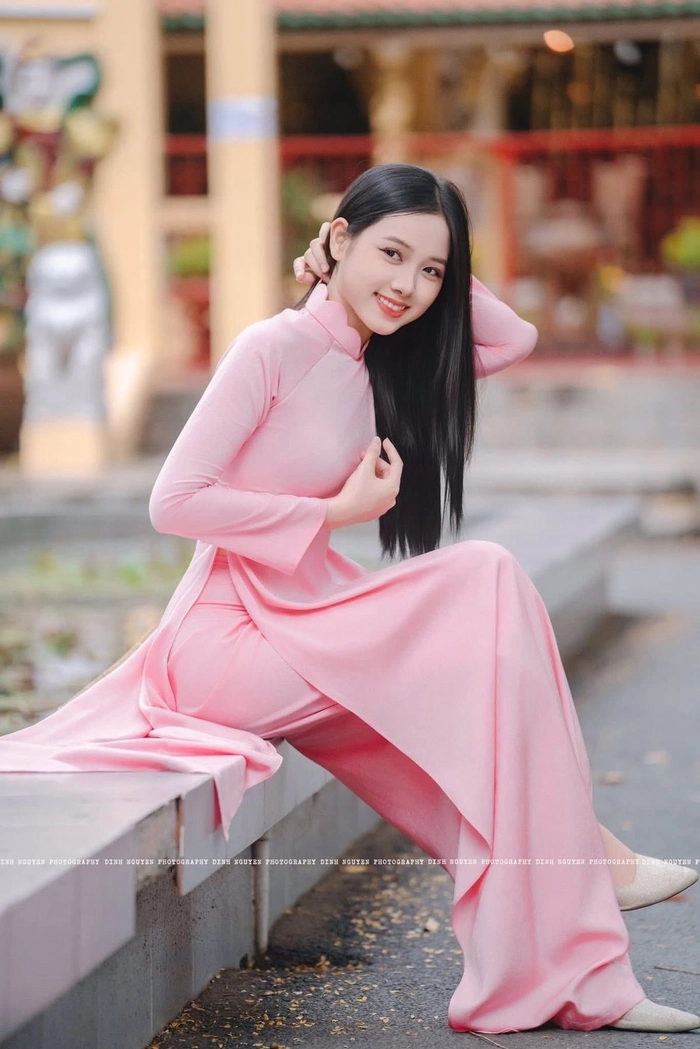 Ảnh gái mặc áo dài đẹp thanh lịch