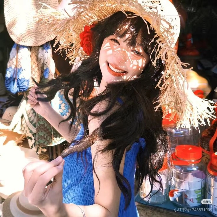 Ảnh gái xinh đại học phong cách nổi bật