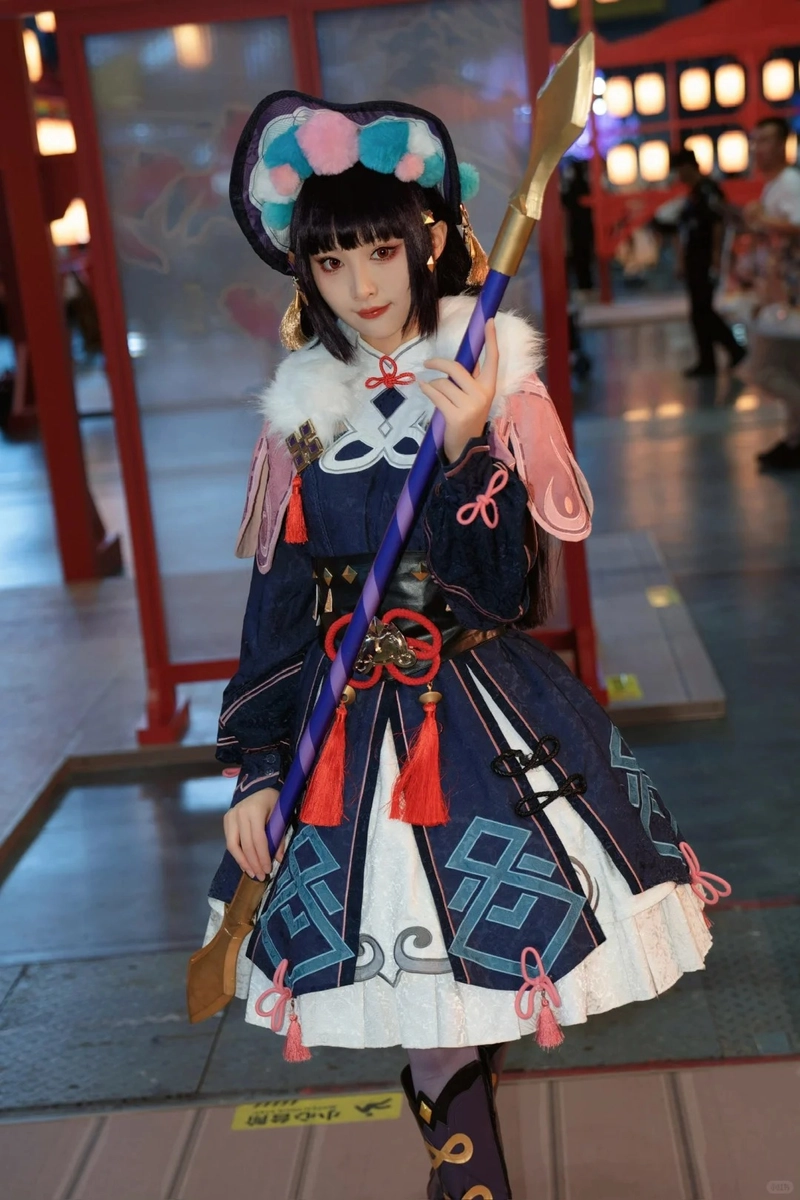 Ảnh gái xinh sexy trong trang phục Genshin