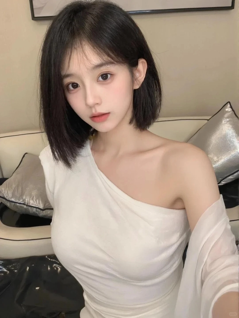 Ảnh gái xinh tóc ngắn sexy nổi bật