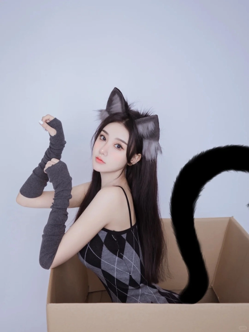 Cosplay mèo đen phong cách gợi cảm