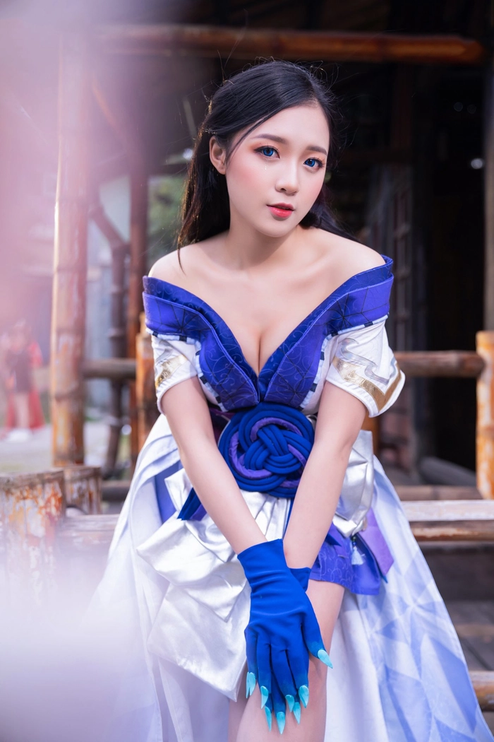 Gái xinh cosplay nhân vật Liên Quân