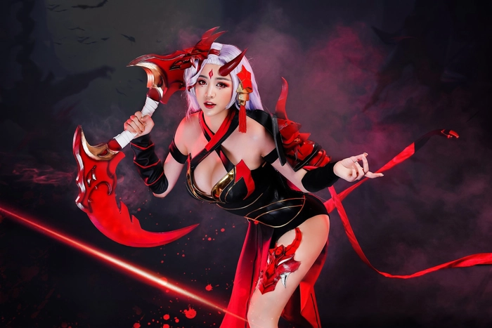 Gái xinh cosplay tướng Liên Quân