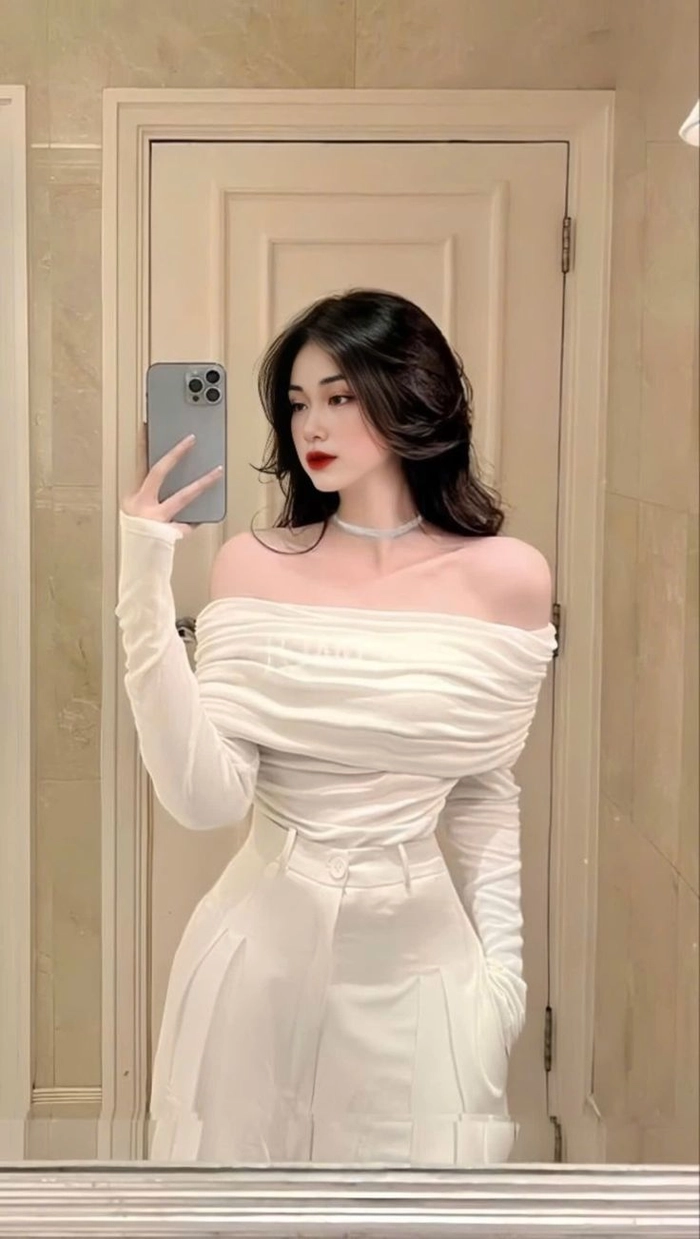 Gái xinh da trắng hồng hào tự nhiên