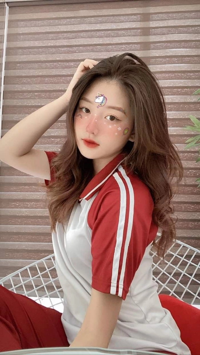 Gái xinh đại học phong cách năng động