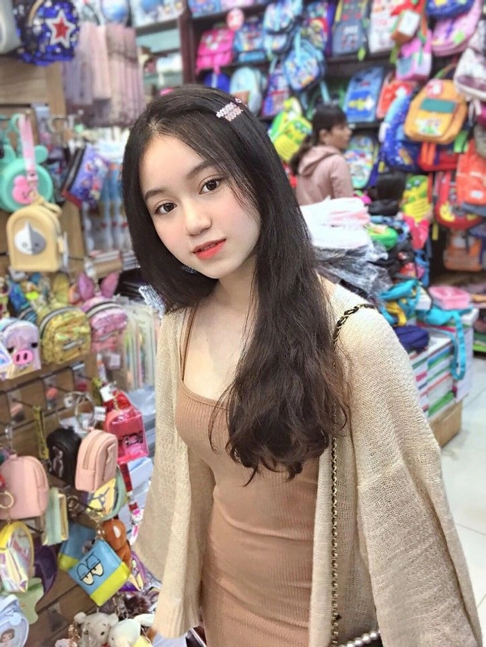 Gái xinh đại học sexy nhẹ nhàng