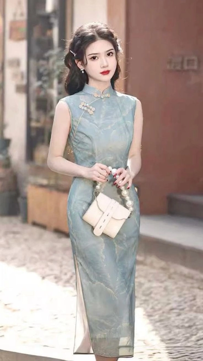 Gái xinh mặc sườn xám sexy tinh tế