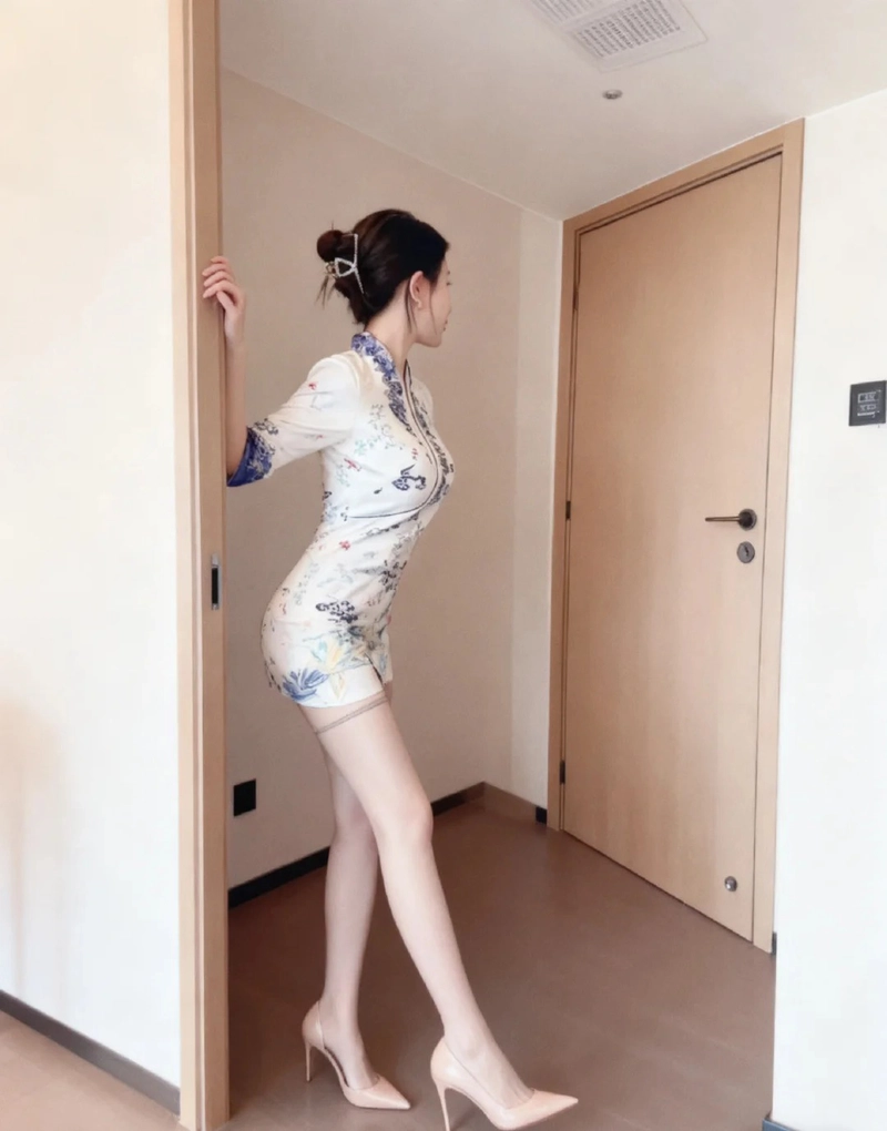 Gái xinh mặc váy đẹp phong cách sexy
