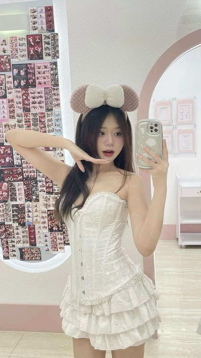 Hình ảnh gái xinh da trắng mịn màng