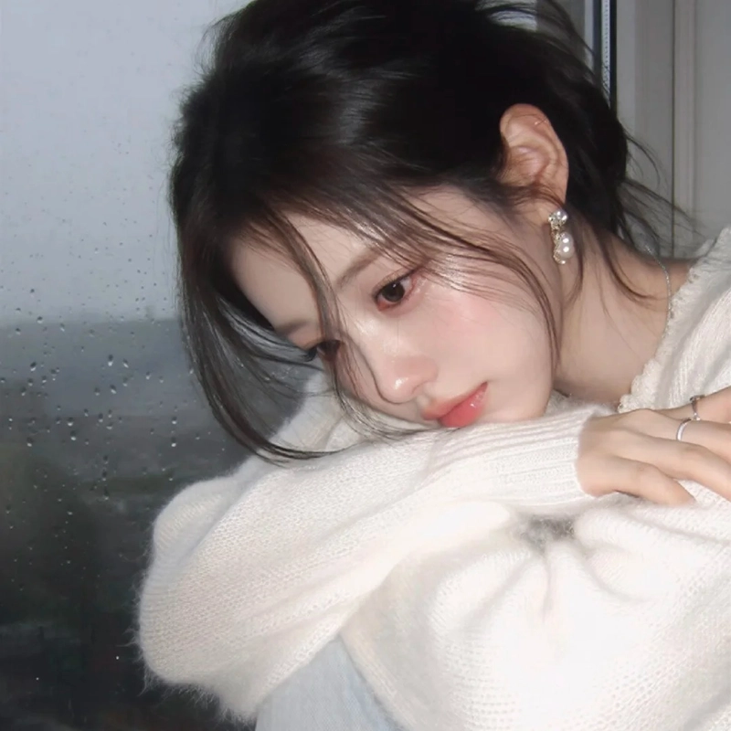 Hình avatar gái xinh đẹp thời thượng