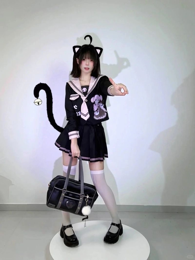 Hình cosplay mèo đen đẹp sắc nét