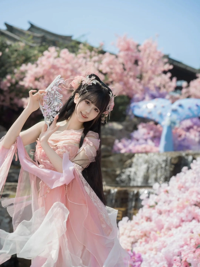 Hình đẹp gái Trung Quốc cosplay