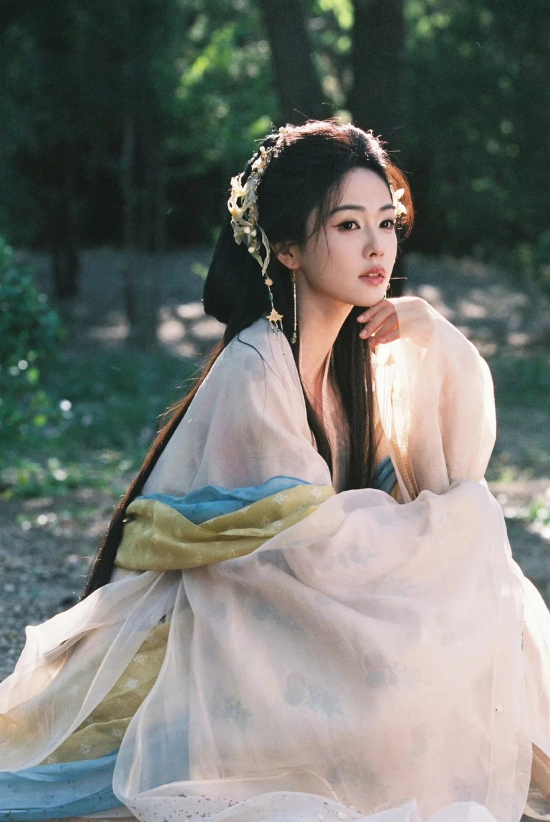 Hình gái cổ trang Trung Quốc xinh