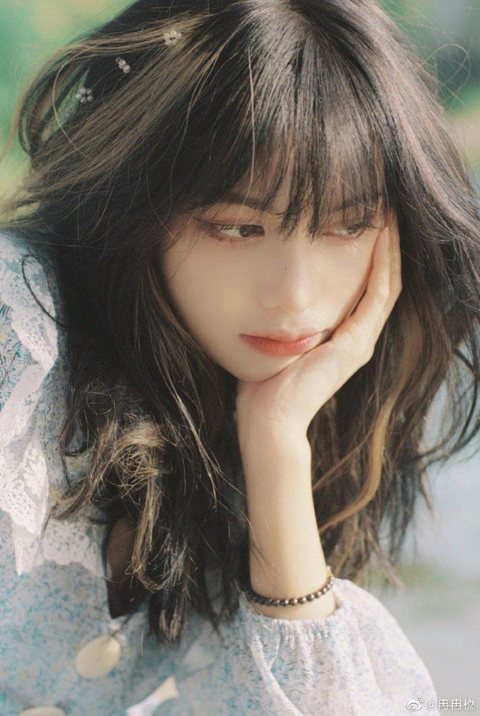 Hình gái xinh châu Âu gợi cảm cuốn mắt