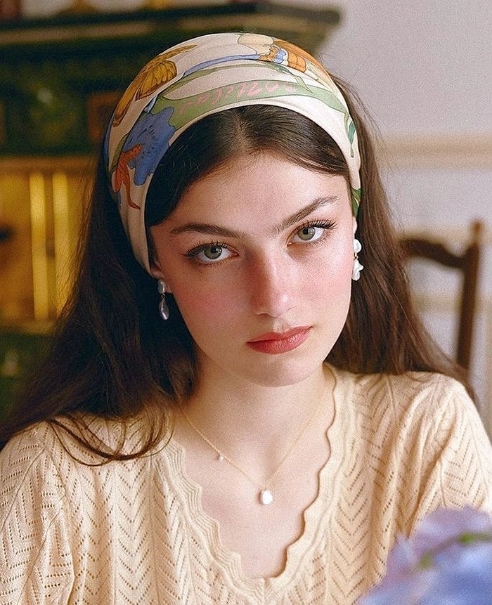 Hình gái xinh châu Âu phong cách sang chảnh