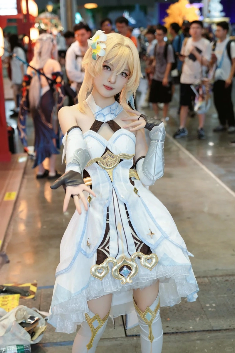 Hình gái xinh cosplay Genshin cực cháy