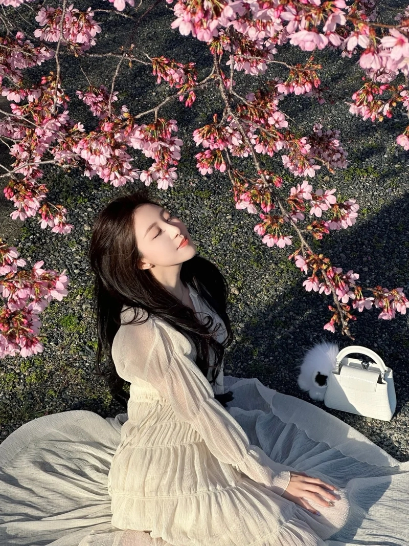 Hình nền gái xinh Nhật Bản phong cách nhẹ nhàng