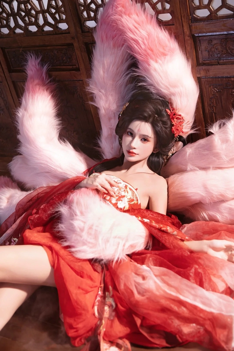 Hóa thân hồ ly 9 đuôi phong cách quyến rũ