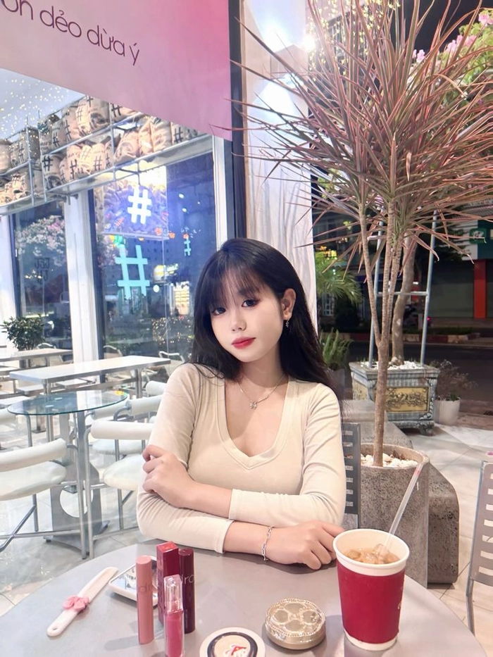 Ảnh gái cấp 2 cute đáng yêu