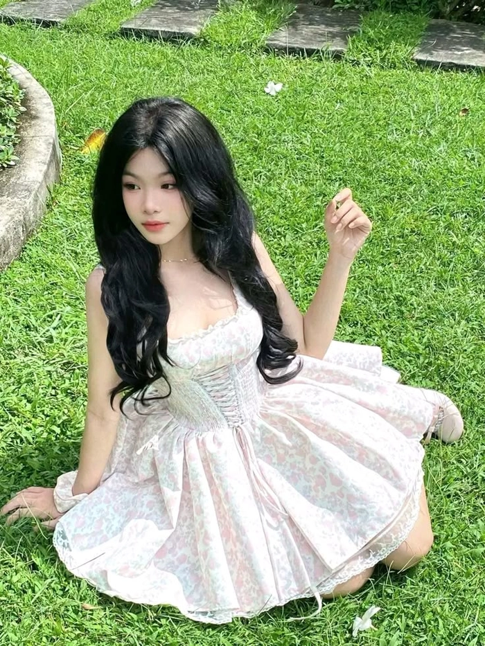 Ảnh gái xinh 2k7 mang cảm xúc trẻ