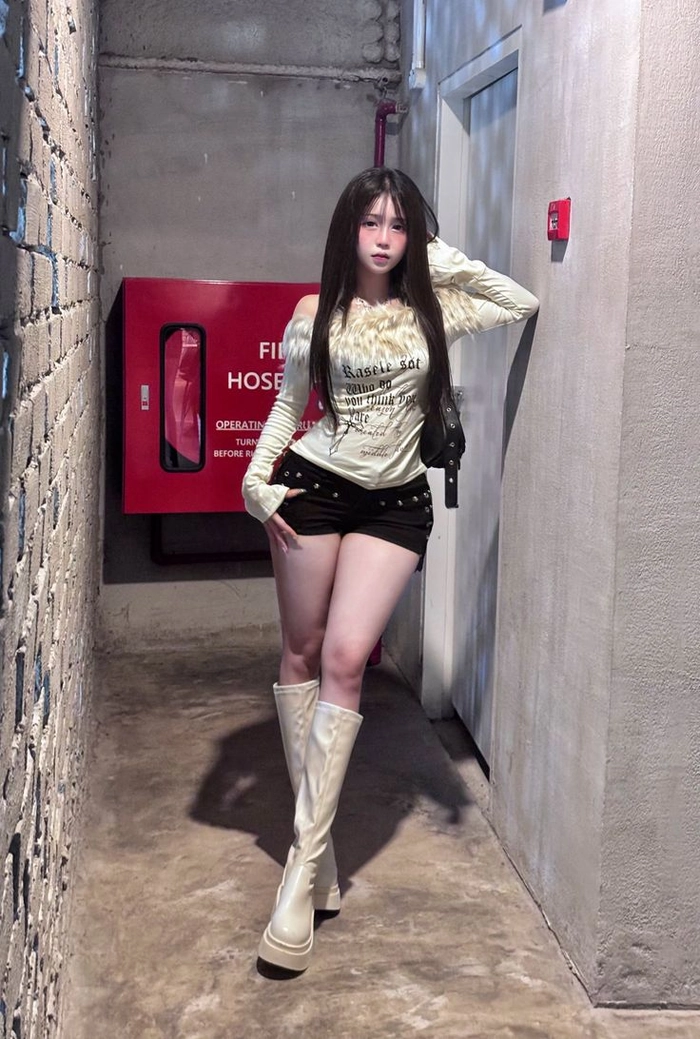 Ảnh gái xinh dáng đẹp sexy