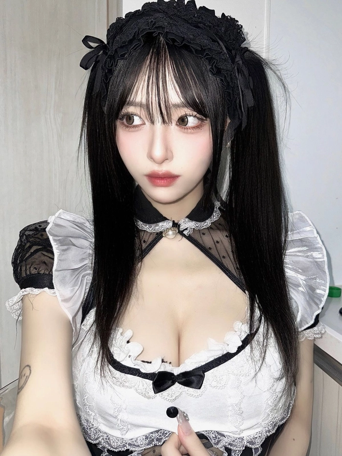 Ảnh gái xinh đồ hầu gái phong cách lifestyle