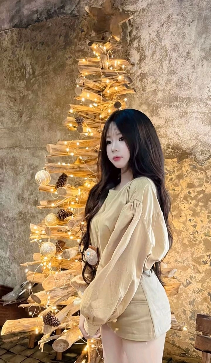 Ảnh gái xinh học lớp 7 đời thường