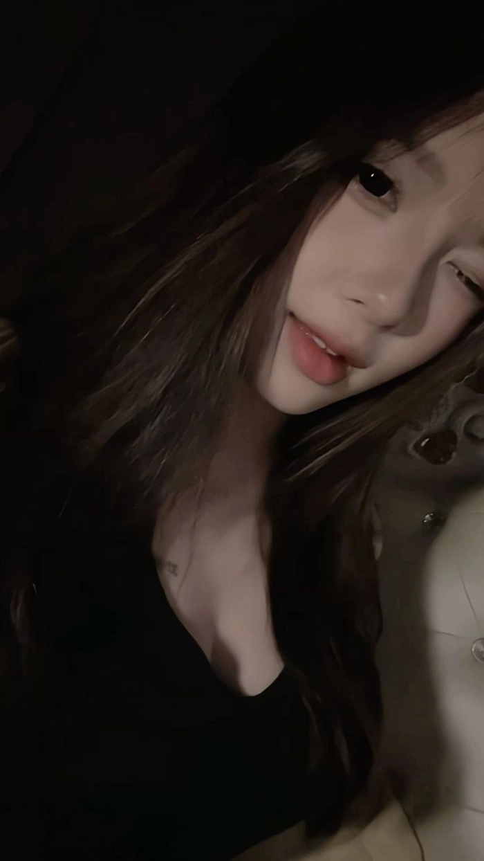 Ảnh gái xinh lớp 7 góc chụp nhẹ nhàng