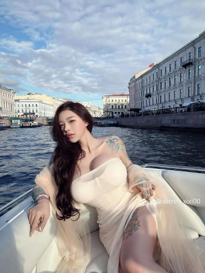 Ảnh gái xinh slay vibe Gen Z