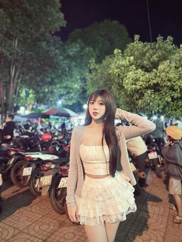 Ảnh mạng gái xinh 2k8 nổi bật