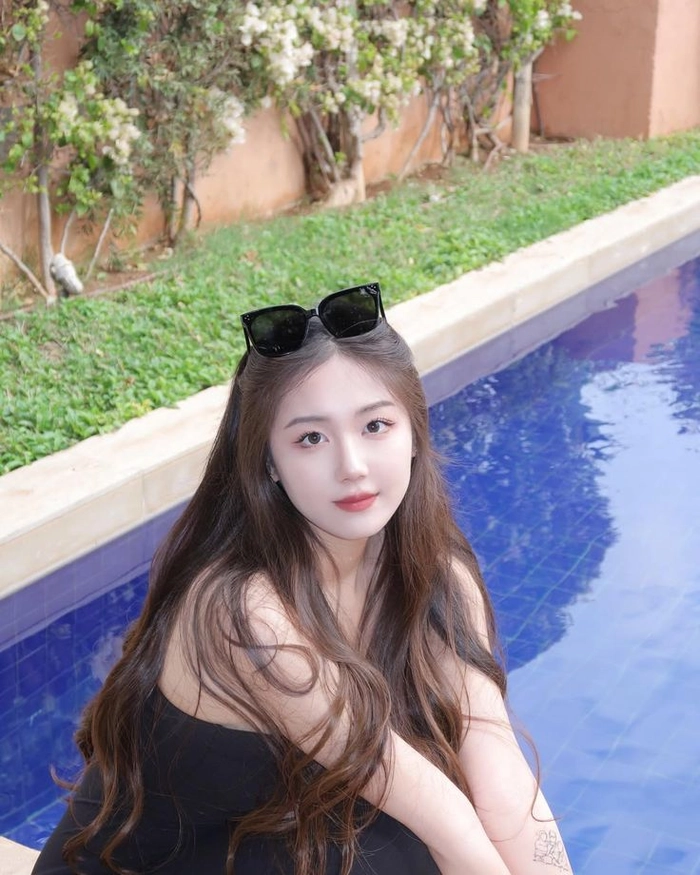 Gái xinh Indo phong cách trẻ trung