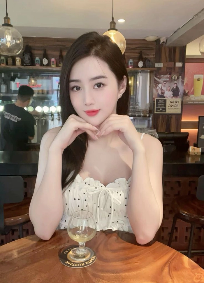 Gái xinh Việt Nam bikini phong cách biển