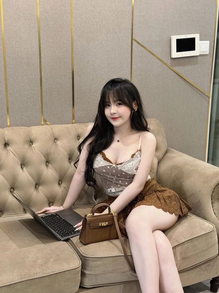 Gái xinh Việt Nam cosplay quyến rũ