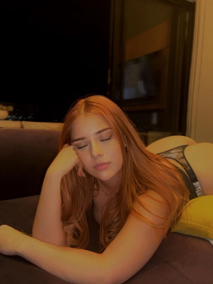 Gái xinh mỹ mặc bikini thu hút ánh nhìn