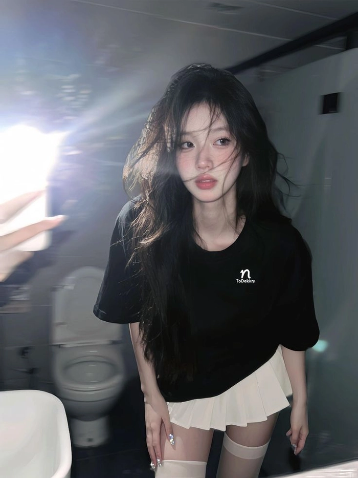 Gái xinh tóc dài phong cách đời thường