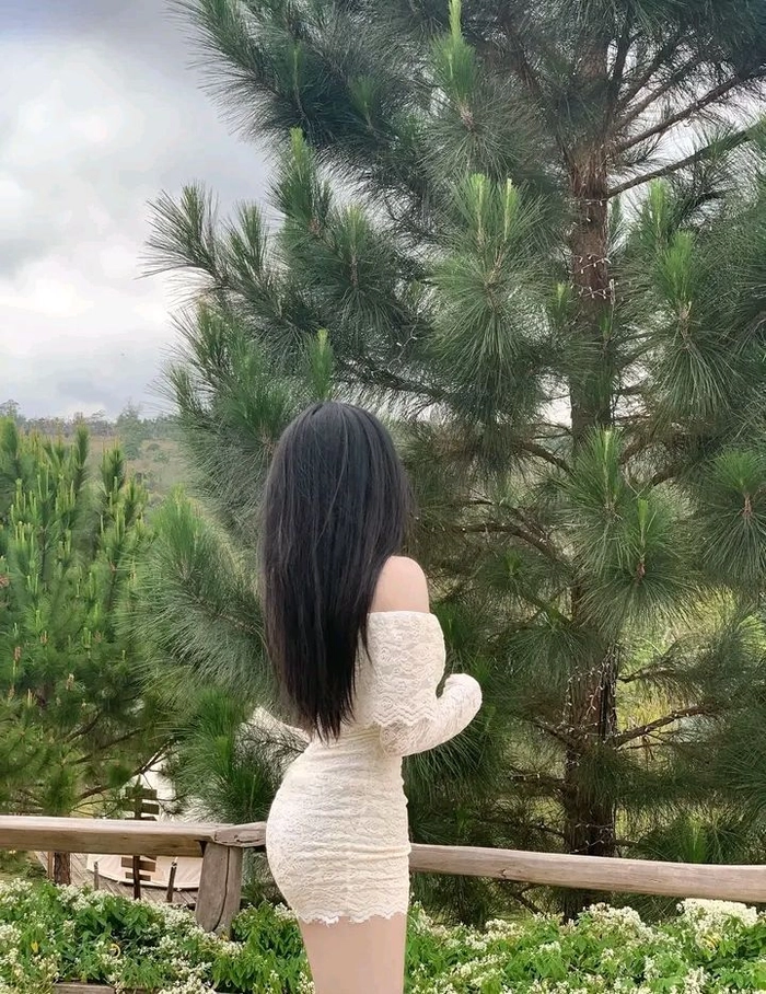 Hình ảnh chụp sau lưng nữ đẹp