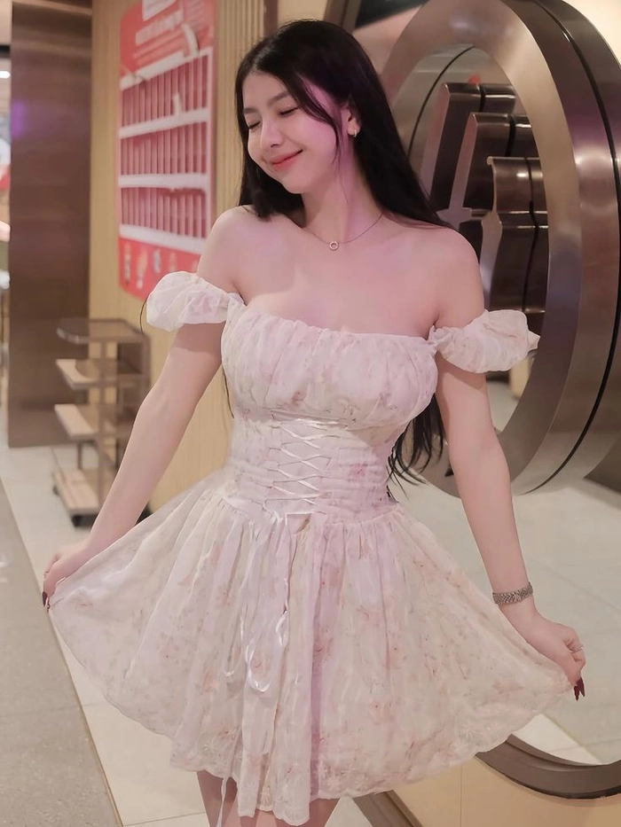 Hình ảnh gái xinh 2k5 đời thường