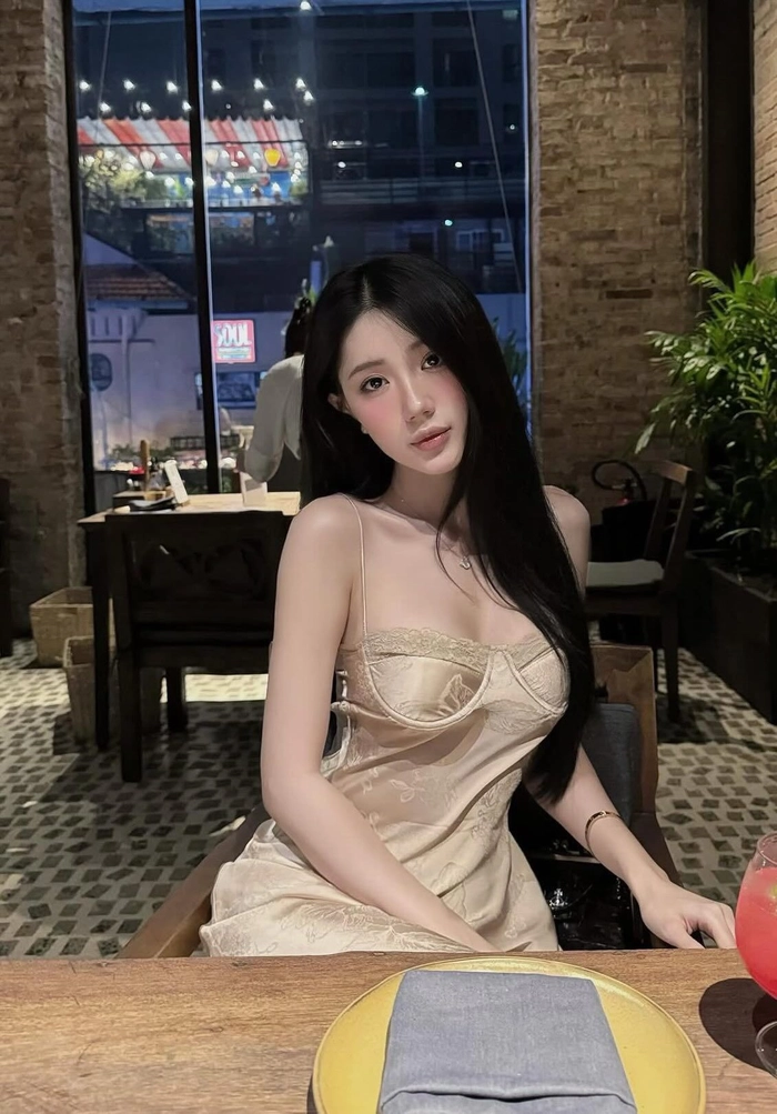 Hình ảnh gái xinh Hà Nội trẻ trung cuốn mắt