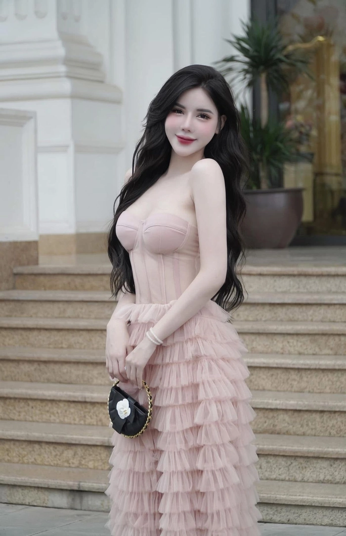 Hình ảnh gái xinh Hà Nội trẻ trung thanh lịch