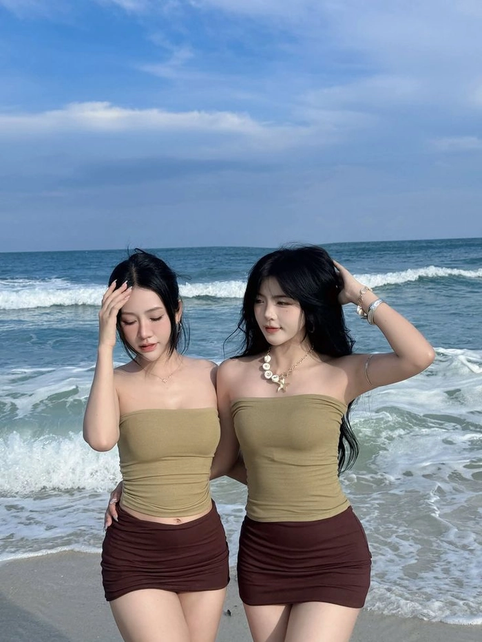 Hình ảnh gái xinh đồng tính được yêu thích