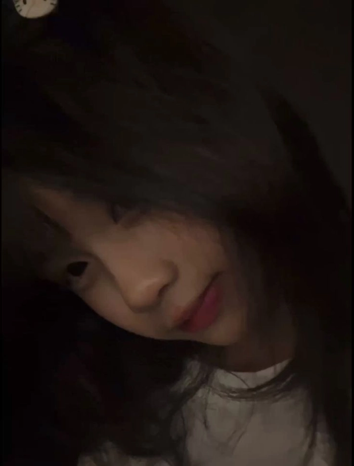 Hình ảnh gái xinh lớp 7 dễ mến