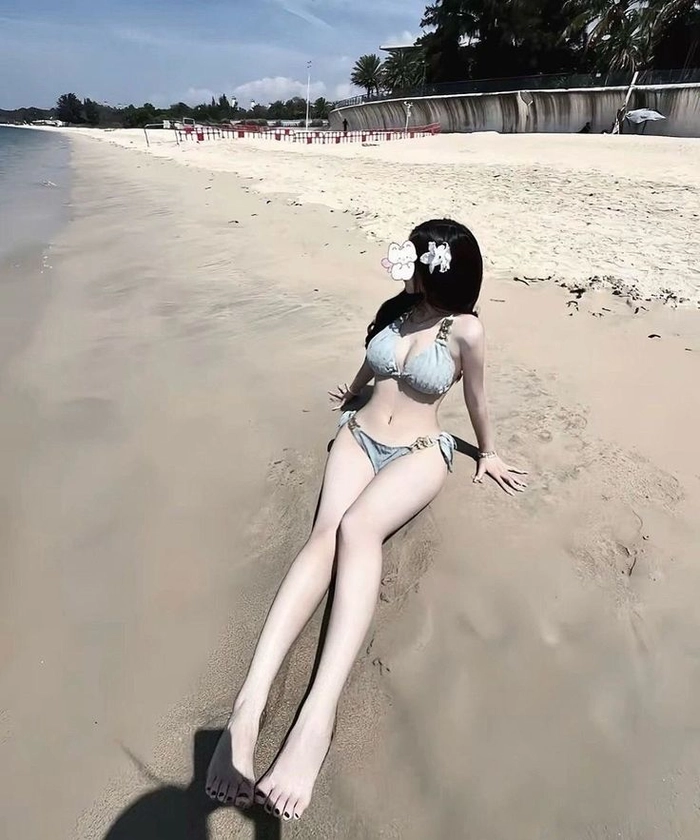 Hình ảnh gái xinh mặc bikini nóng bỏng phổ biến